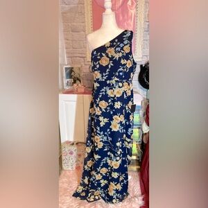 Lulus Navy Floral dress. One shoulder NWT XL